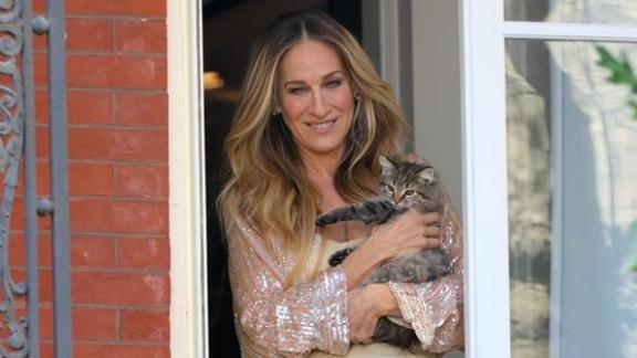 Sarah Jessica Parker adotta il gattino di And Just Like That