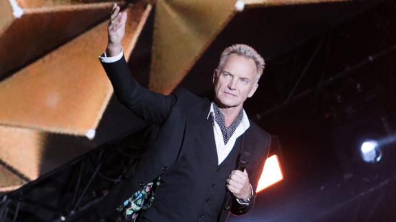 Sting : la canzone dedicata all'Italia è bellissima!