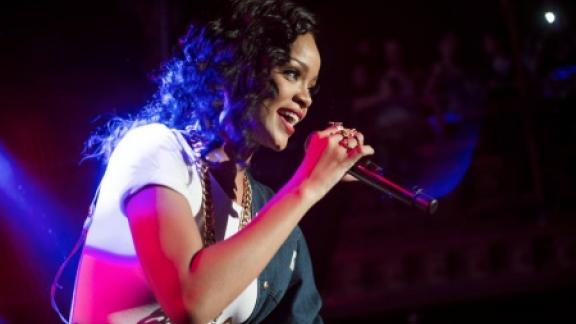 Rihanna come i Beatles