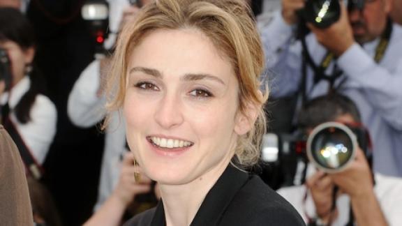 Julie Gayet nel video dei Minor Alps