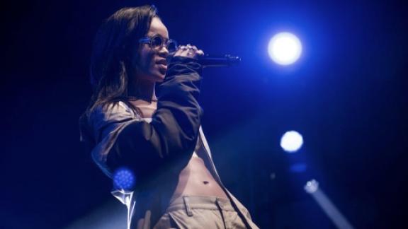 Rihanna pensa ad un club di calcio inglese