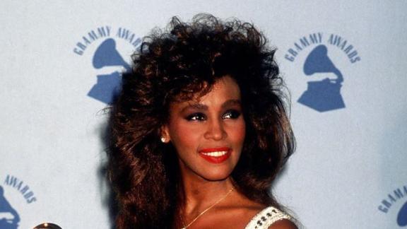 Whitney Houston: il suo amore per il mare e il sole