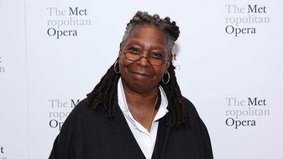Whoopi Goldberg a Roma dal Papa