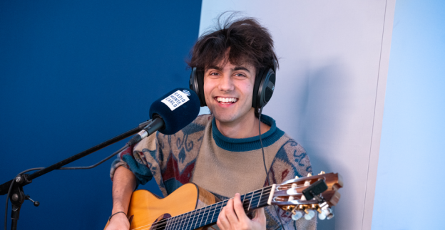 aron! suona live durante Monte Carlo Nights