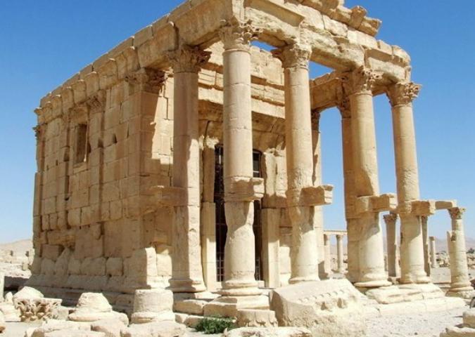 GUIDO OLIMPIO Inviato del Corriere della Sera da Washington, l'Isis torna a farsi sentire: distrutto un prezioso tempio a Palmira in Siria