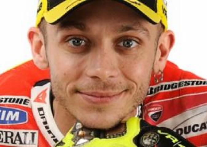 GIUSEPPE DE BELLIS Vice Direttore de Il Giornale, Fondatore e Direttore di Undici, Valentino Rossi: fenomenologia del più grande sportivo