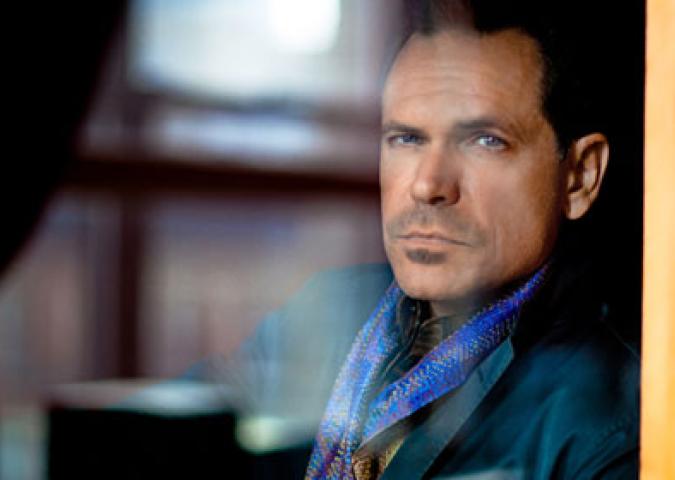 KURT ELLING