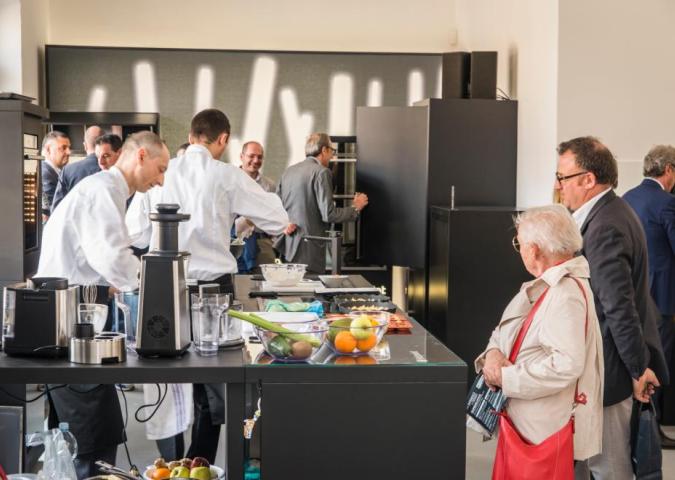 SIMONE RUGIATI Chef, cooking show al Salone del Mobile