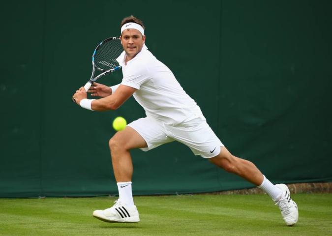 MARCO MENESCHINCHERI di SuperTennis TV, Wimbledon 2016: la favola del maestro di tennis Marcus Willis che incontrerà Federer 