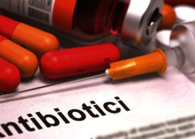 LUCA SPECIANI Medico Nutrizionista ed Esperto della rivista Starbene, l’abuso degli antibiotici 