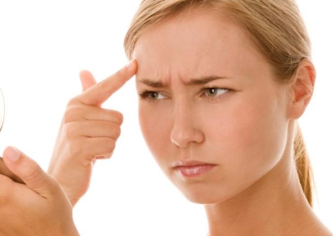 SABRINA BARBIERI Vice Direttore del settimanale Starbene, acne e alimentazione 