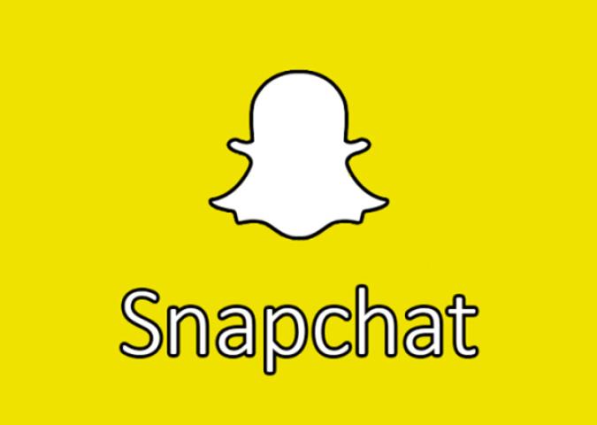 LUCIA TILDE INGROSSO Giornalista della rivista Milionaire, snapchat