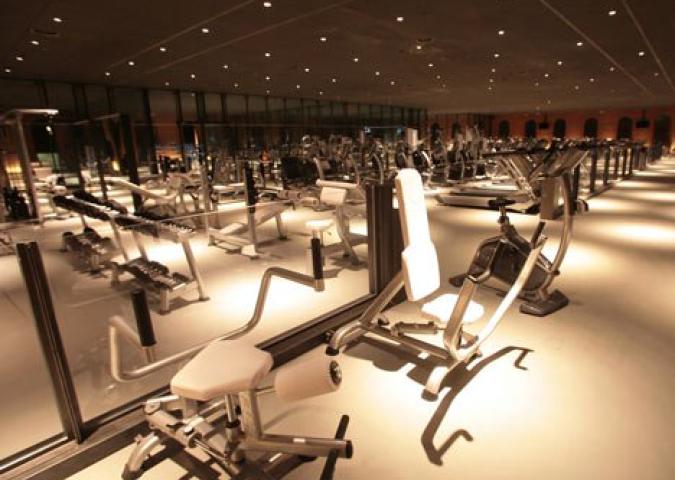ROBERTO ROMANO Personal Trainer Coach ed Esperto di Starbene, fitness e leisure