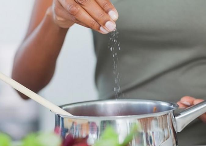 DOTT.SSA DIANA SCATOZZA Specialista in Scienza dell’alimentazione ed Esperta di Starbene, il sale è necessario ma non dobbiamo abusarne