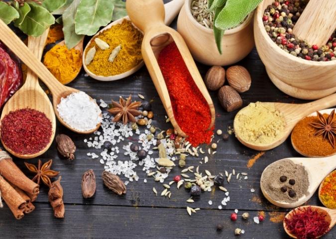 DOTT.SSA DIANA SCATOZZA Specialista in Scienza dell’alimentazione ed Esperta di Starbene: confrontiamo sale, spezie e aromi
