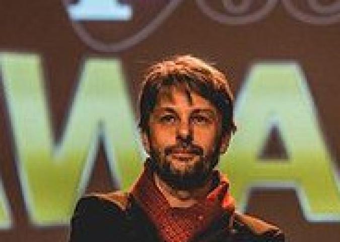 GIANNI SIBILLA Caporedattore di Rockol.it in diretta da Casa Sanremo 