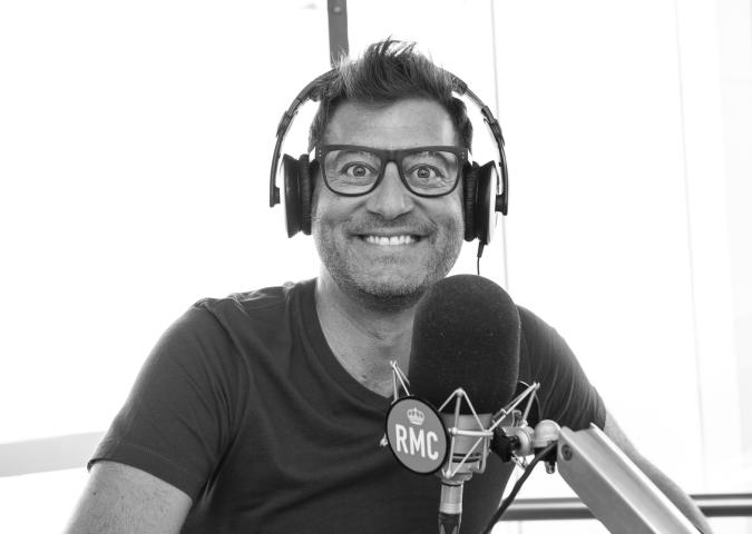Enrico Papi ospite in studio