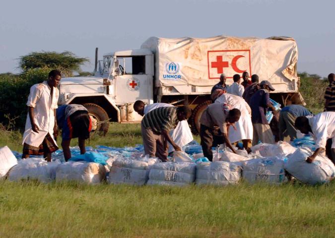 UNHCR: NEL 2017 OLTRE 68 MILIONI IN FUGA. MA POCHISSIMI VANNO IN UE O IN USA