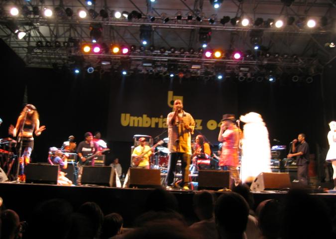 UMBRIA JAZZ "CELEBRA" LE 45 EDIZIONI: PARATA DI STELLE PER FESTEGGIARE