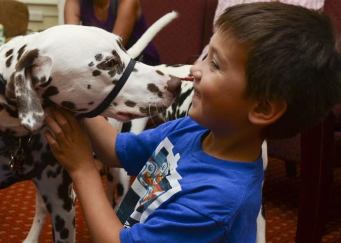 LA SCIENZA CONFERMA: IL CANE IN CORSIA FA BENE AL PAZIENTE (E ALL'ANIMALE)