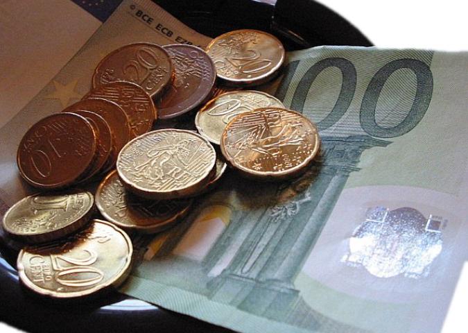 PERCHE' LA FRANCIA HA IL DEFICIT AL 2.8% MA L'ITALIA NON PUO' SUPERARE L'1.6%?