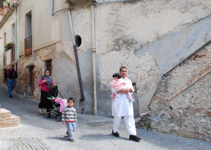 PERCHE' AL VIMINALE NON PIACE RIACE? TUTTE LE CRITICHE AL MODELLO MIGRANTI
