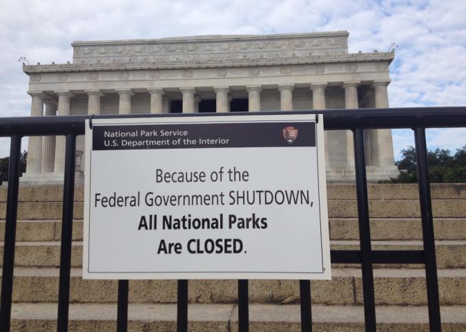 Cosa c'entra il muro in Messico con lo shutdown degli uffici?