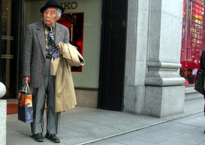 Giappone, ci sono troppi anziani: problemi per l’economia e le pensioni.
