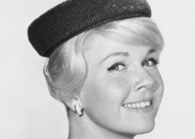 Addio a Doris Day: attrice, ballerina e cantante. Era la fidanzata d'America... 