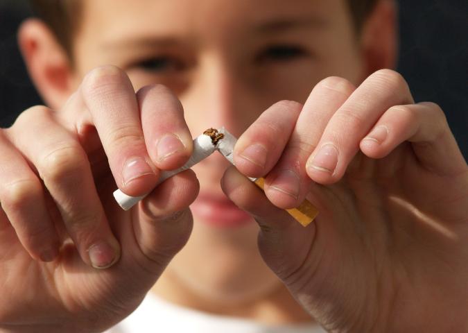 Giornata mondiale senza tabacco: il fumo fa male anche all'ambiente.