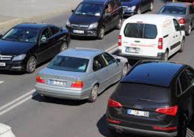 IL MERCATO AUTO E' QUASI FERMO: E NON E' SOLO QUESTIONE DI SOLDI
