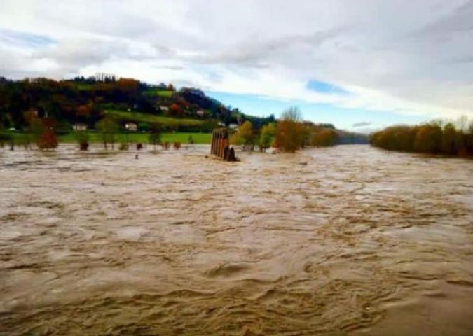 Frane e allagamenti in Piemonte, emergenza valanghe in Val d'Aosta