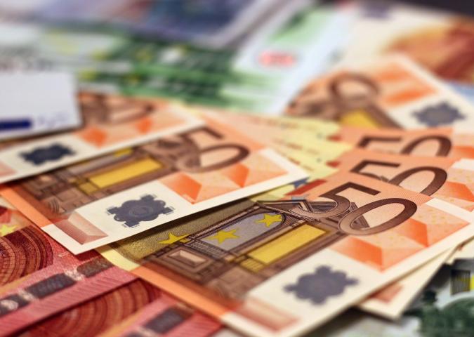 Tasse, scadenze record: italiani spremuti a novembre.