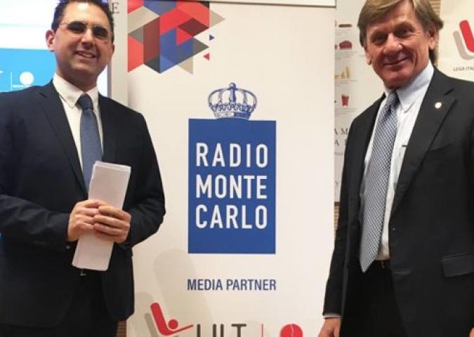 Un dossier rafforza la speranza: in Italia ci si ammala meno di tumore e si guarisce di più.