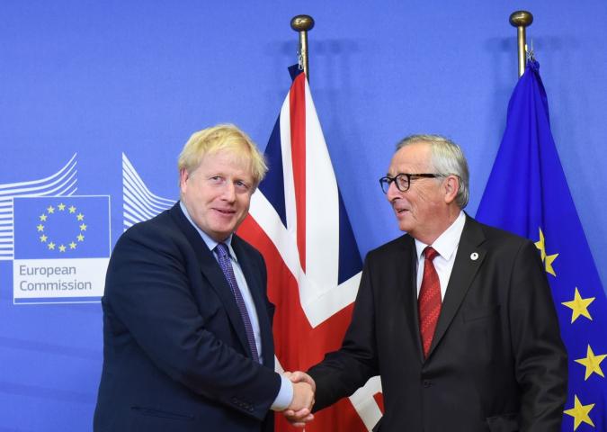 Brexit, vertice notturno Londra-Bruxelles con bozza di accordo.