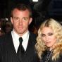 Madonna e Guy Ritchie di nuovo insieme dopo vent&rsquo;anni: la foto