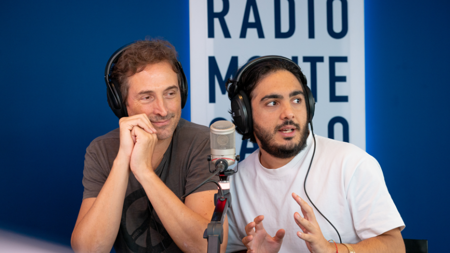 Max Angioni e Volfango De Biasi ospiti di Radio Monte Carlo: le foto più belle