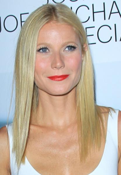 I capelli lisci con riga centrale di Gwyneth Paltrow