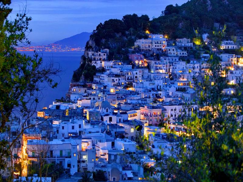 10. Capri, Provincia di Napoli