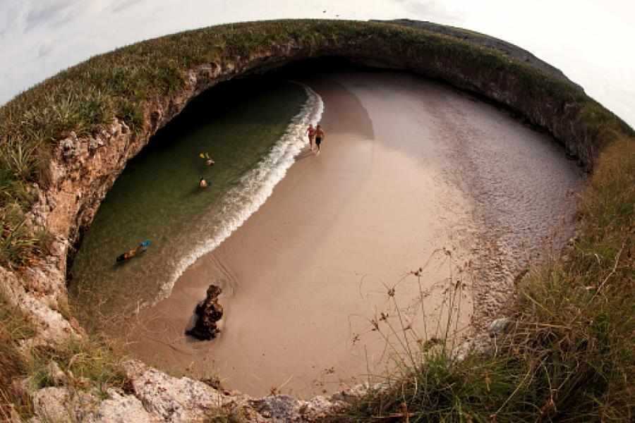 Playa de Amor (o Hidden Beach), Messico