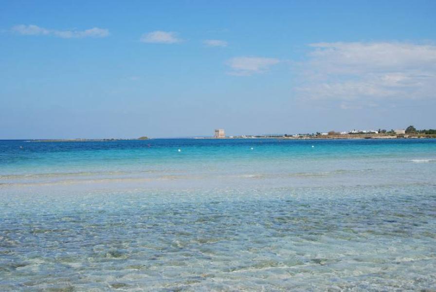 1. Porto Cesareo (Foto di Yellow.Cat da Wikipedia. Licenza CC BY 2.0)