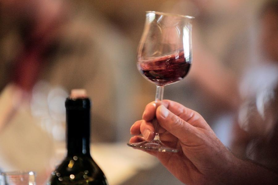 3. IL VINO MINACCIA IL FEGATO  