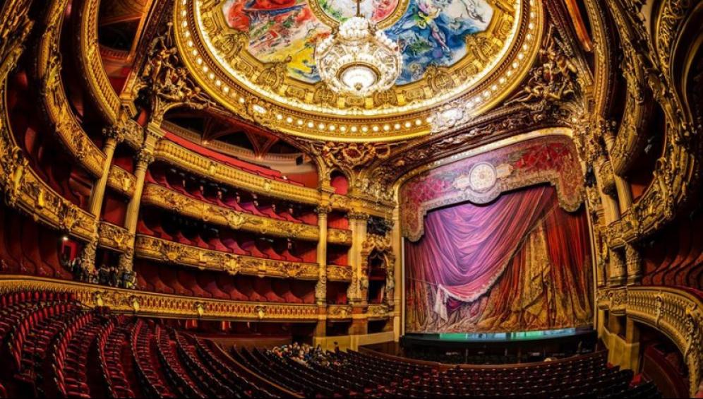 1. Palais Garnier di Parigi, Francia