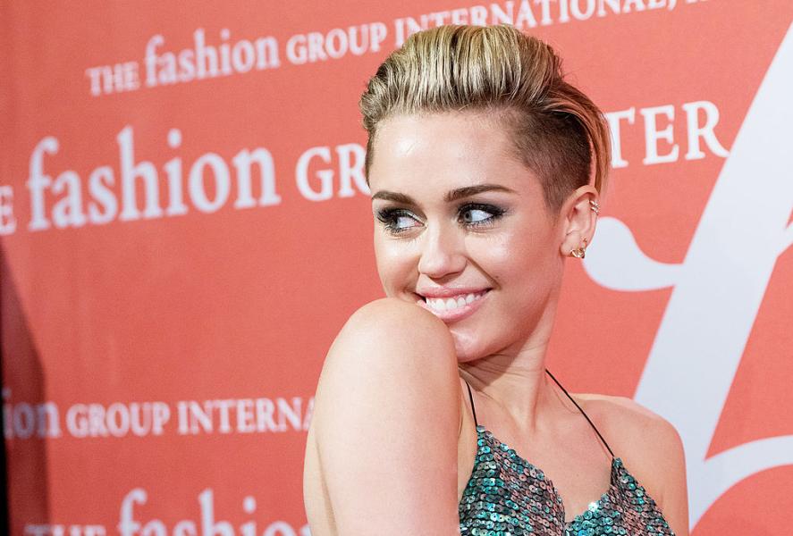 MILEY CYRUS 