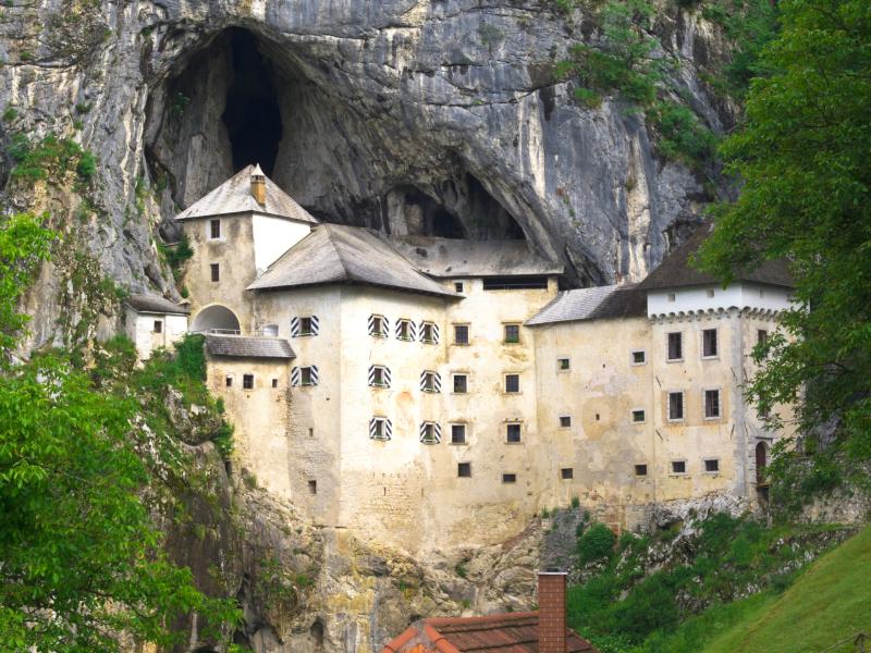 Castello di Predjama