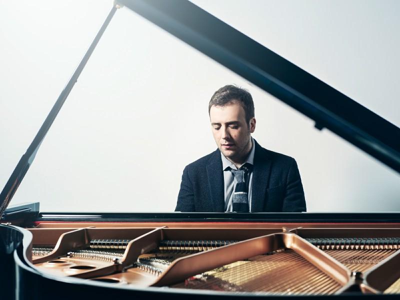 Raphael Gualazzi