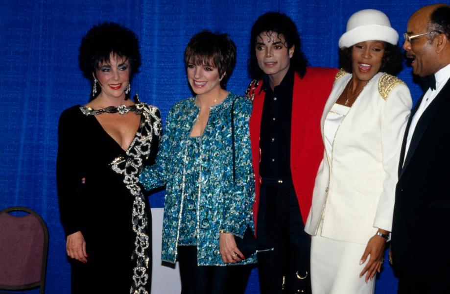 Michael Jackson Awarded Doctor Honoris Causa Degree